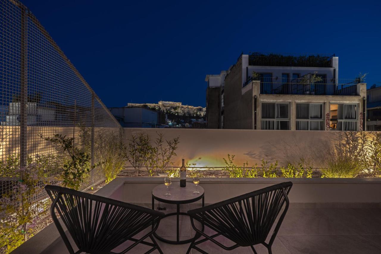Hellenic Vibes Smart Hotel Atenas Exterior foto The view from the rooftop