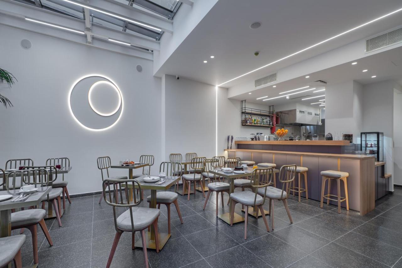 Hellenic Vibes Smart Hotel Atenas Exterior foto Restaurant