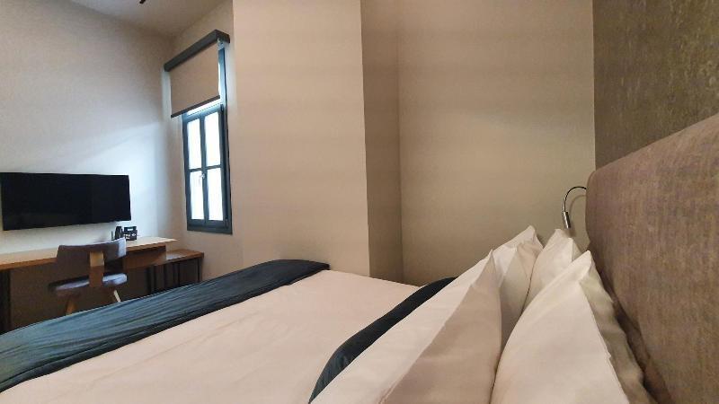 Hellenic Vibes Smart Hotel Atenas Exterior foto A room at the hotel